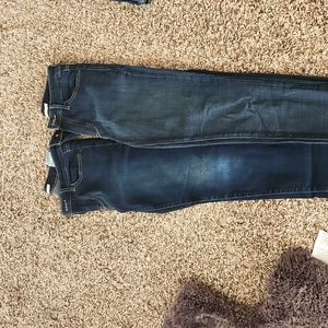 Levi's bundle size 25 and 26